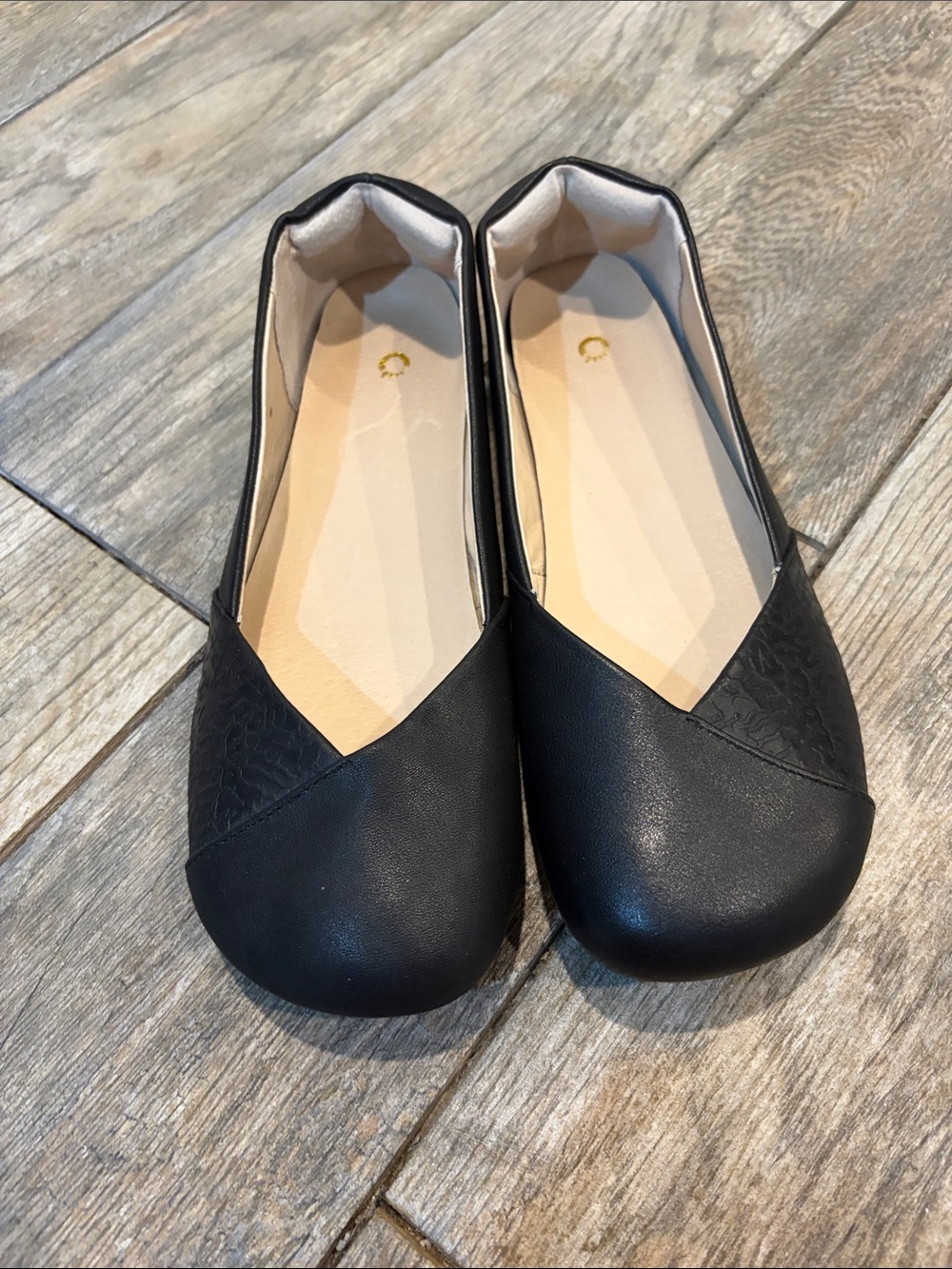 Xero shoes phoenix black leather ballet flats Women’s size 12